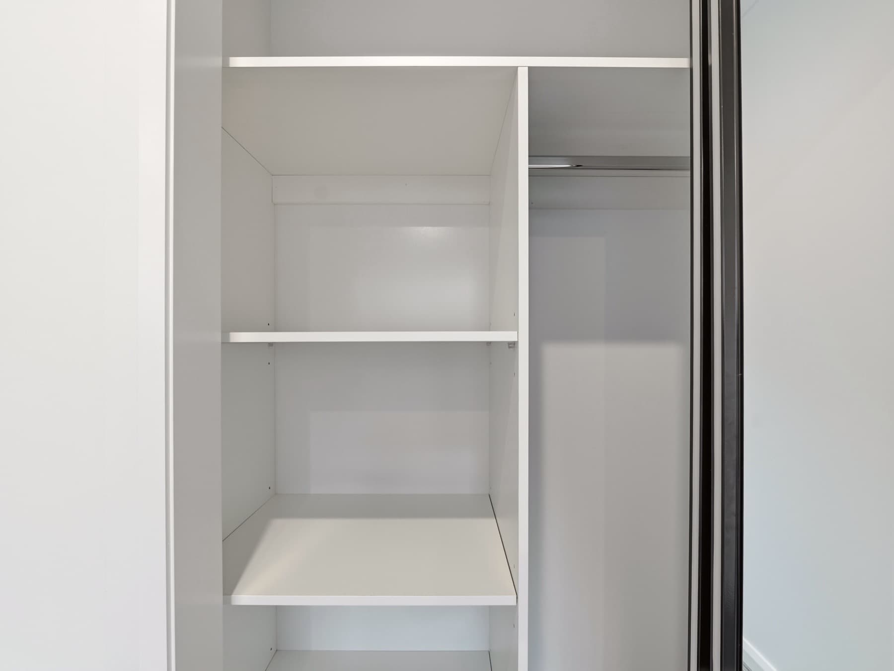 Fitted robe shelving