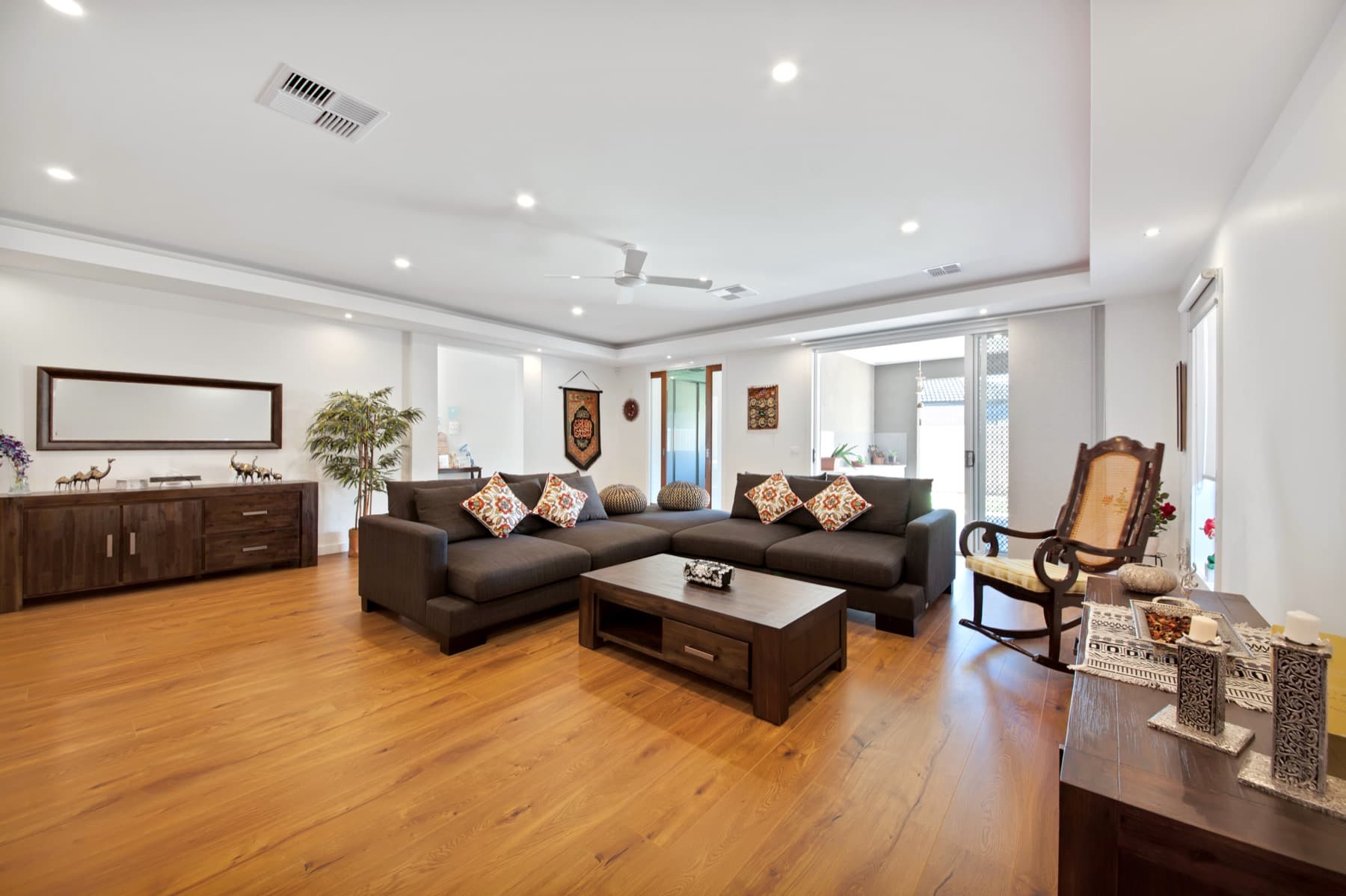 A completed Zaman home, frame 17
